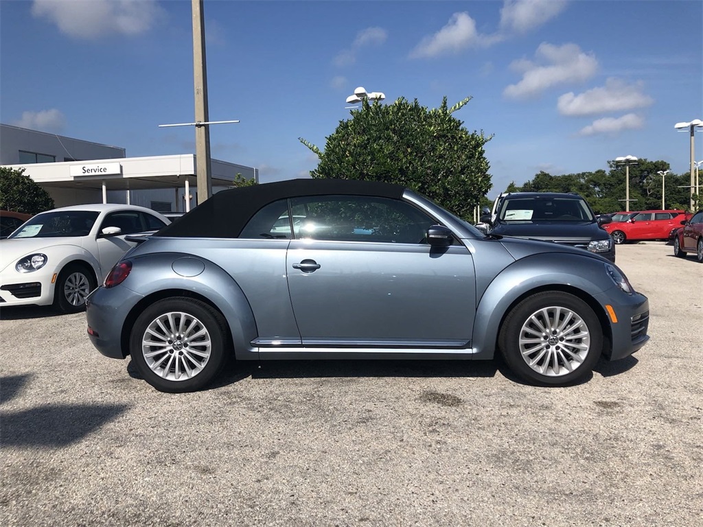 New 2019 Volkswagen Beetle Convertible 2.0T Final Edition SE 2D ...