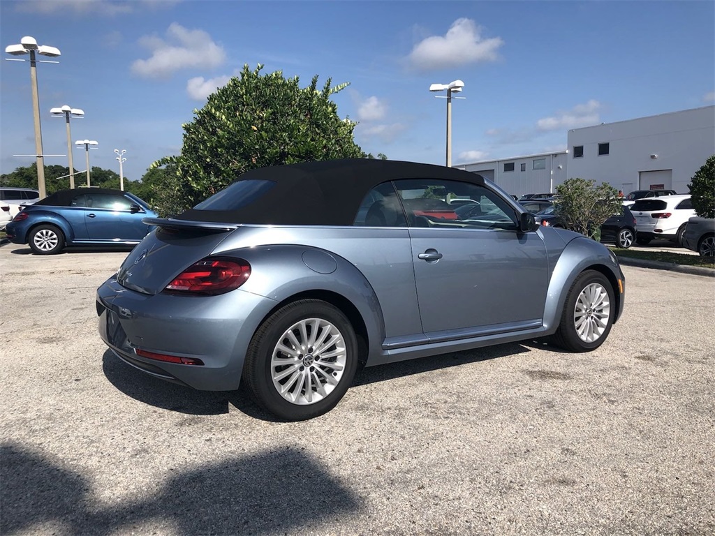 New 2019 Volkswagen Beetle Convertible 2.0t Final Edition Se 2d 